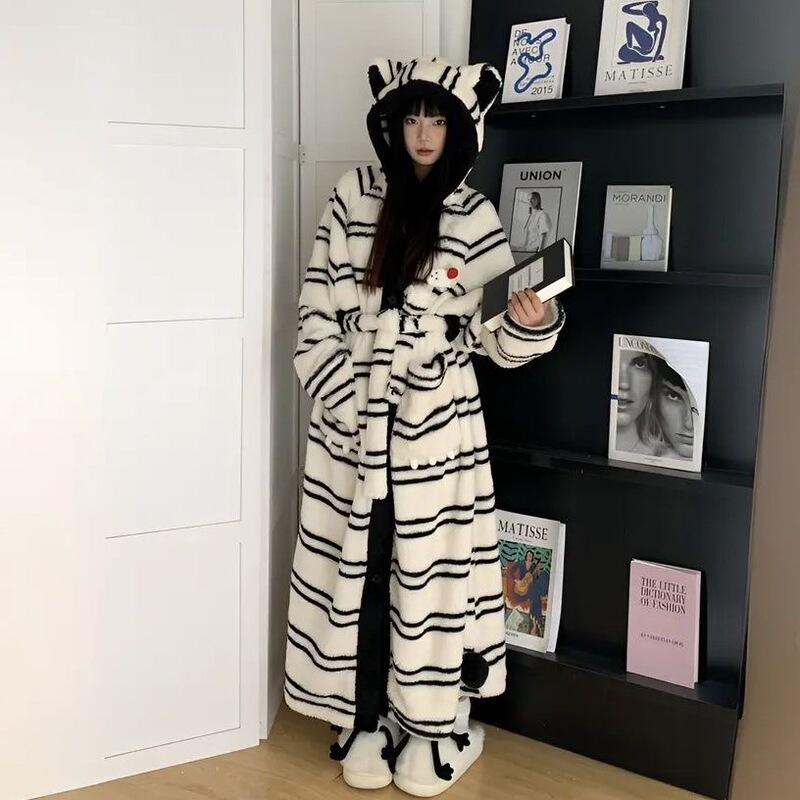 High-End Cool Cat Striped Coral Fleece Hooded Pajamas Robe for Women, Winter Fleece-Lined Thickened Loungewear Jumpsuit High-End Cool Cat Striped Coral Fleece Hooded Pajamas Robe for Women, Winter Fleece-Lined Thickened Loungewear Jumpsuit