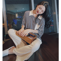 Home Deer Deer Sleepwear Woman Two Sets Little Flipped Stripe Summer New Loose Middle Sleeve Home Suit Suit Can Be Worn Out