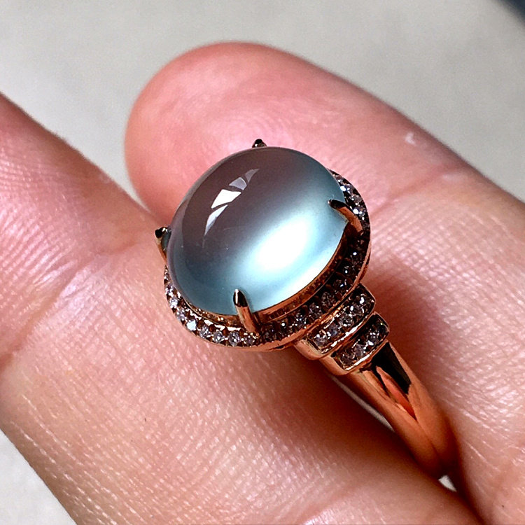 18K Natural Big Egg Emerald with Diamond Inlaid Water Head and Foot Ring Women's Models with Certificate Selected Gifts