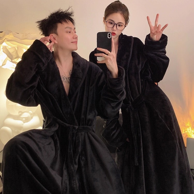 Flannel Nightgown Couple Pajamas Spring, Autumn and Winter Coral Velvet Thickened Men's and Women's Bathrobe Large Size Robe Pajamas Robe Flannel Nightgown Couple Pajamas Spring, Autumn and Winter Coral Velvet Thickened Men's and Women's Bathrobe Large Size Robe Pajamas Robe