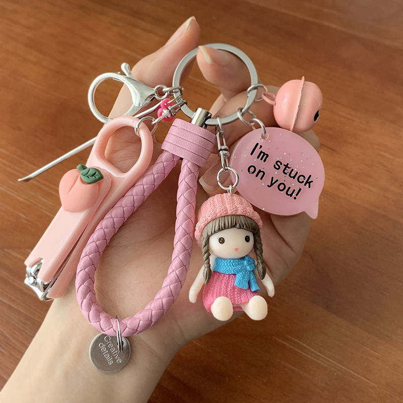 Creative, Fashionable and Cute Keychain for Women, Internet Celebrity Style, Fresh Cartoon Couple Car Key Chain Ring, Women's Backpack Pendant