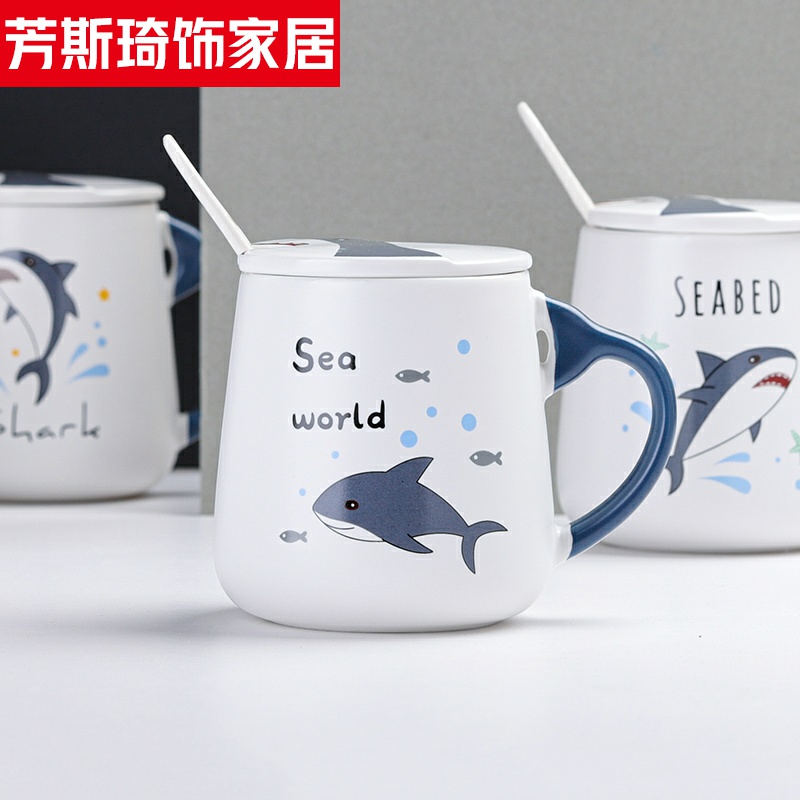 The Ceramic cup with cover spoon man mark high - capacity express cartoon shark coffee contracted creative move trend
