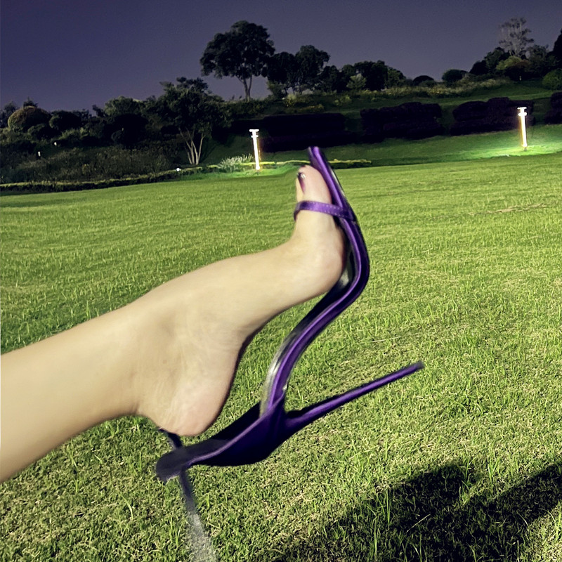 Wine-Colored Purple Open-Toe Strappy 12cm Thin Heel High-Heeled Sandals, 13cm Rhinestone High Heels, Deep Purple Satin Finish