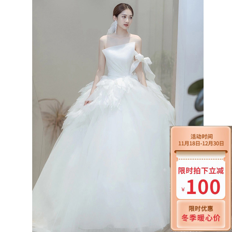 Bandeau light wedding dress 2021 new temperament bride senior small man high-end 2022 princess style big tail main yarn