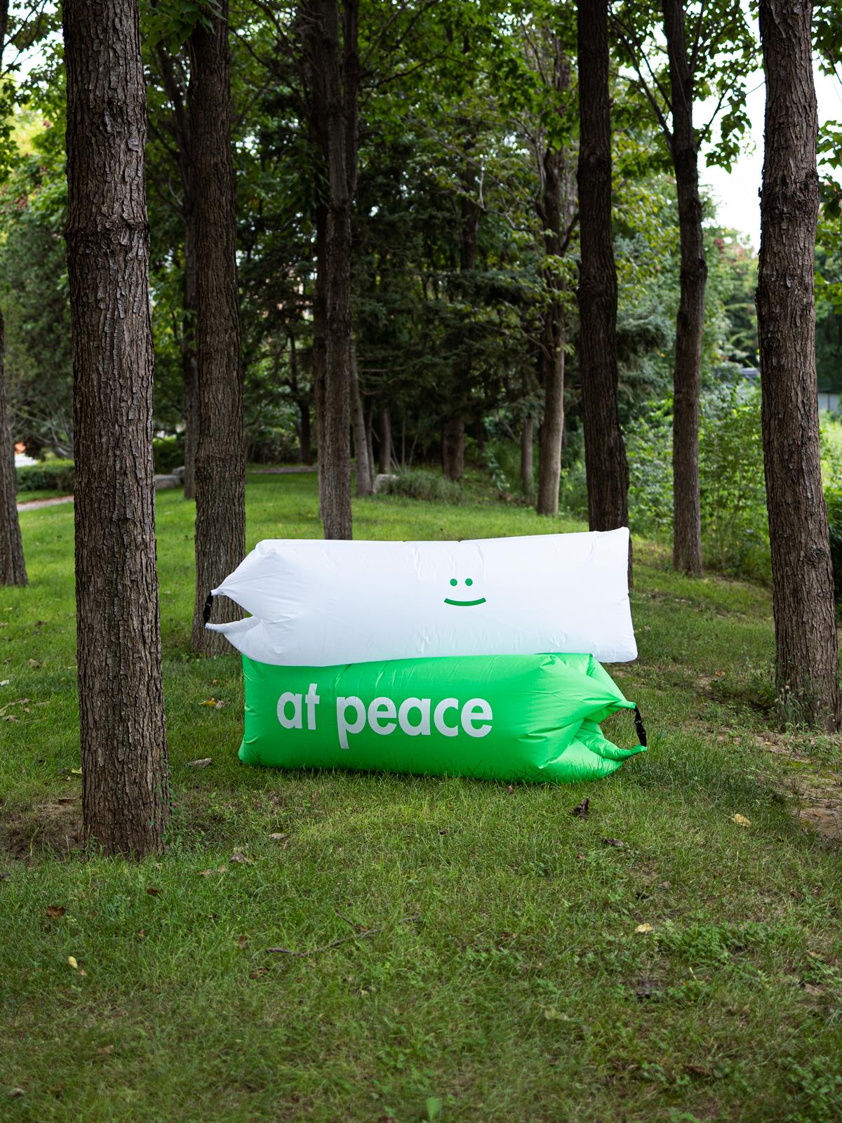 Relax lying down the original design outdoor lazy air sofa inflatable portable picnic camping air bed lunch break