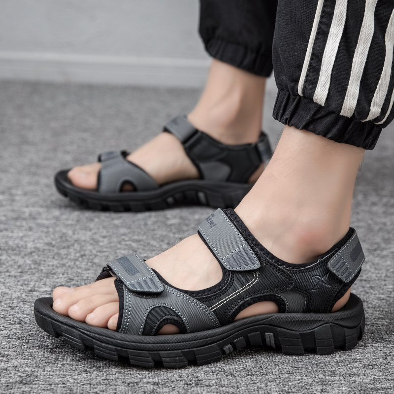 South Pole men's cool shoes trendy 100 lapped outdoor wearing 2020 new summer beach non-slip casual soft underfloor sandals