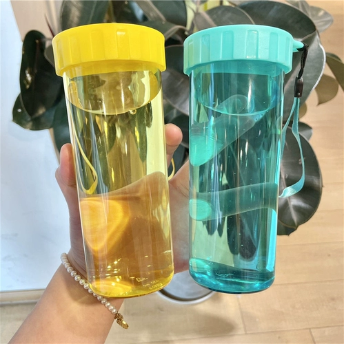 Anti-Fall Homeving Water Cup для мужчин и женщин Пластиковая чашка с крышкой простой, лесной милый портативный, падающий и защищающий от утечки студентами оптом