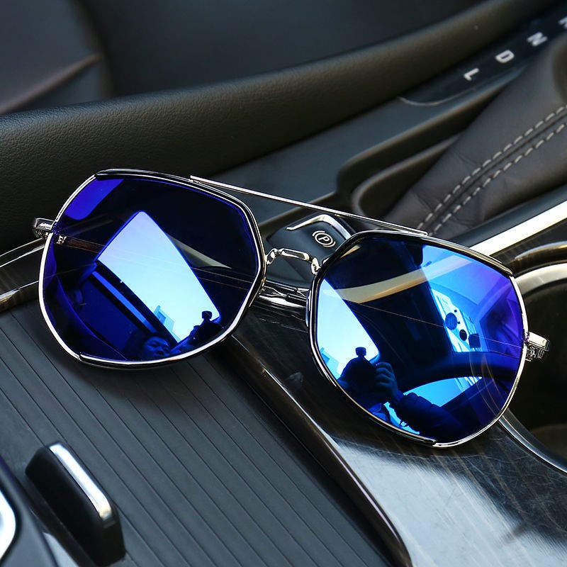 Reflective sunglasses 2021 new men and women drivers driving clams goggles nets red identical trends big frames sunglasses women
