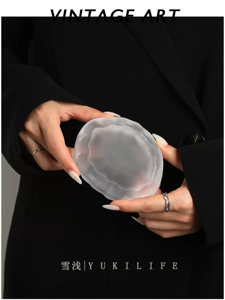 {Zero -falling ice 感}} Middle -old casual glass sushi small plate coaster cushion