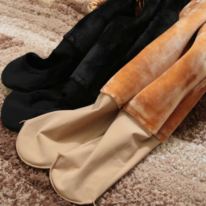 Light leg autumn Winter female outwear Even your feet Sox on foot Flesh Color God Instrumental Glossy Warm Pants PANTS