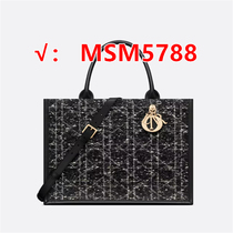 2024 New Style Ten Years Old Store Handmade Wallet Handbag Exquisite Bag Coin Purse Large Capacity Bag 01