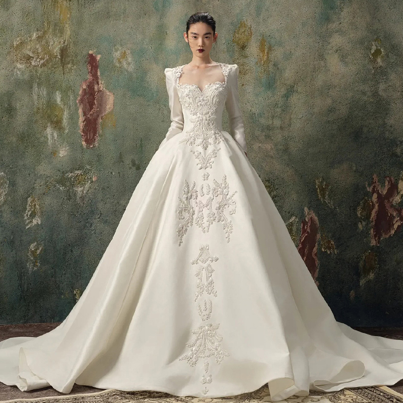 Summer advanced wedding dress, french style, long sleeve, high-end Summer advanced wedding dress, french style, long sleeve, high-end