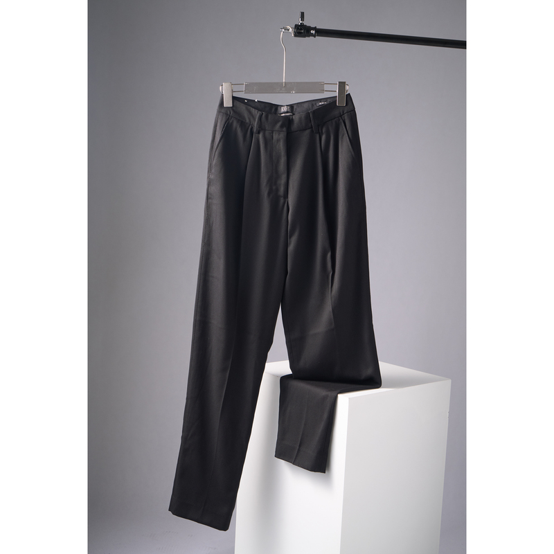 6899 【Texture】Dutch Fashion Brand Women's Solid Color Slimming Buttoned Non-Stretch Casual Pants