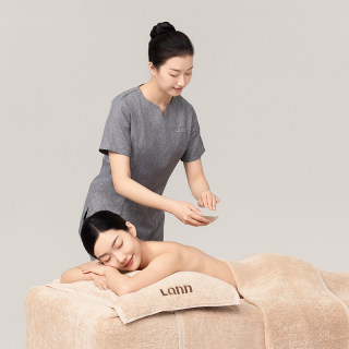 LANNLIFE Thai essential oil full back massage 60 minutes