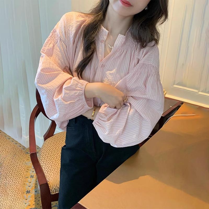 French-Style Pink Striped Elegant Long-Sleeved Shirt, New Spring and Summer Loose Pleated Collar Doll Shirt, Sun Protection Top French-Style Pink Striped Elegant Long-Sleeved Shirt, New Spring and Summer Loose Pleated Collar Doll Shirt, Sun Protection Top