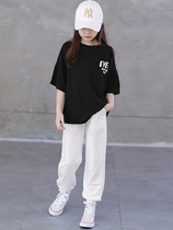 Girls summer clothing t-shirt sports suit 2022 new Korean version little girl casual pants foreign air short sleeves Two sets