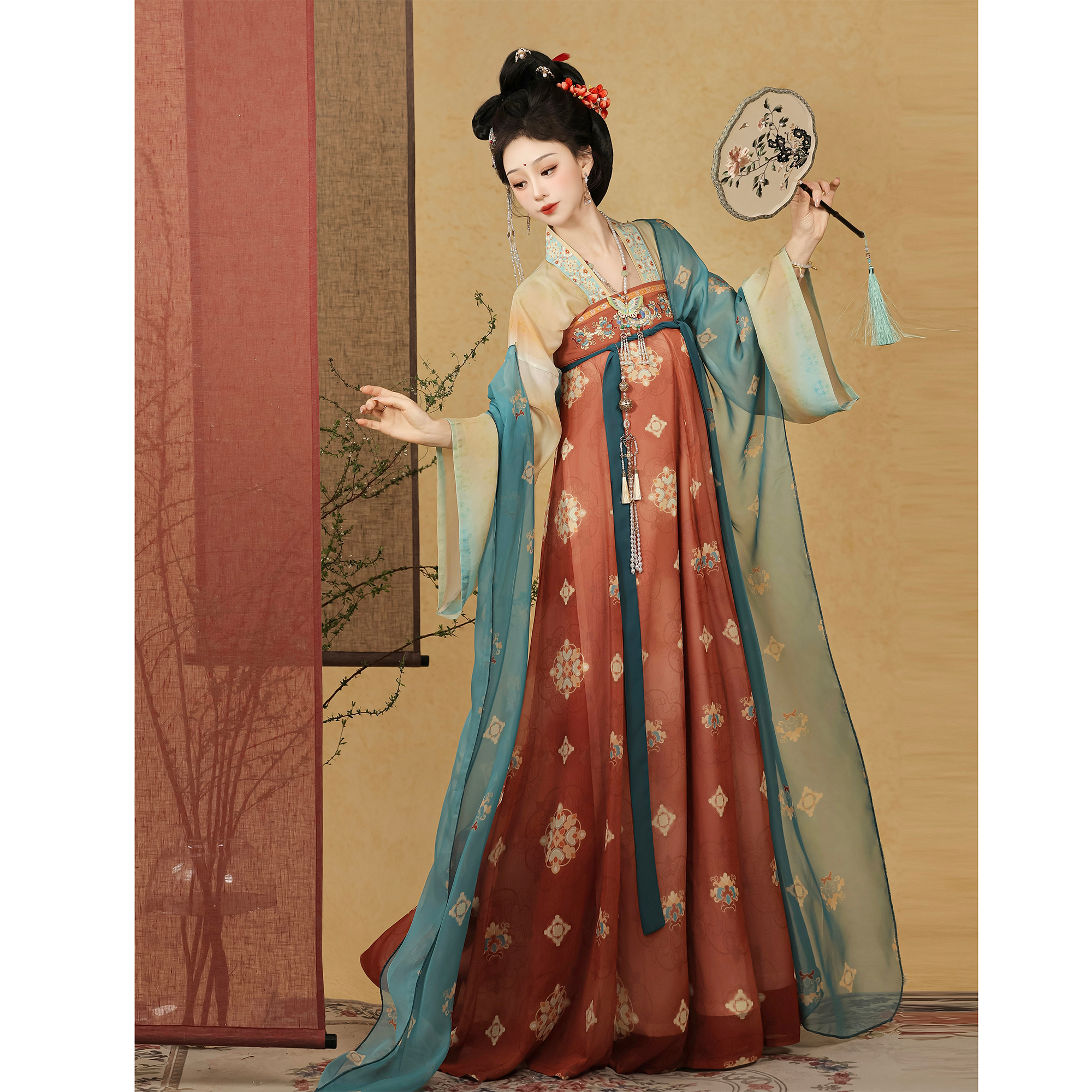 蘇玉花尚芳花果斯オリジナル漢服女性唐代復古風胸丈シャツドレス2025年春夏新作