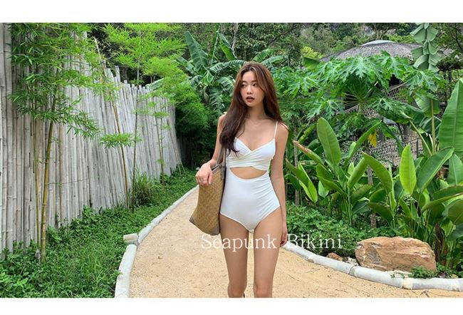 Áo tắm một mảnh nữ sinh viên bảo thủ suối nước nóng che bụng và trông mỏng trong lưới retro màu đỏ 2019 đồ bơi bikini mới - Bộ đồ bơi One Piece