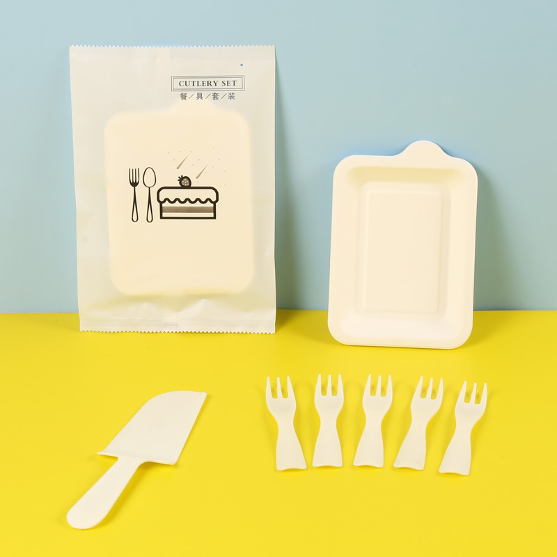 Disposable Birthday Cake Tableware, Biodegradable and Eco-Friendly Knife, Fork, and Plate Set, Thickened Biodegradable Pulp Paper Plates and Dishes, 50 Sets