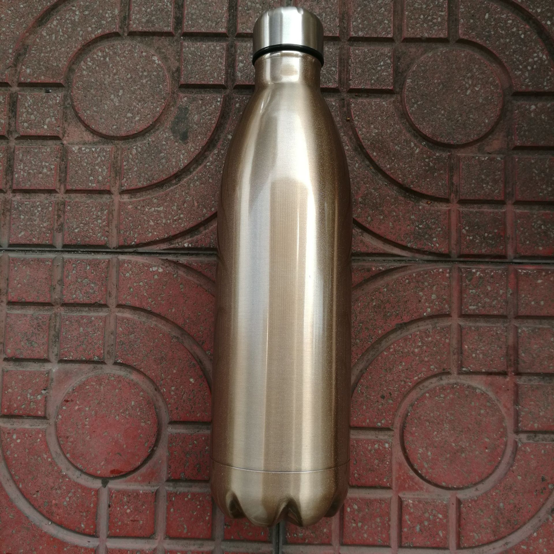 Bright Gold 1000MlCoke bottle vacuum cup double-deck motion  304 stainless steel bowling glass