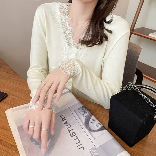 Белый кружевной приятный телу зимний ретро трикотажный свитер, V-образный вырез, в западном стиле, облегающий крой