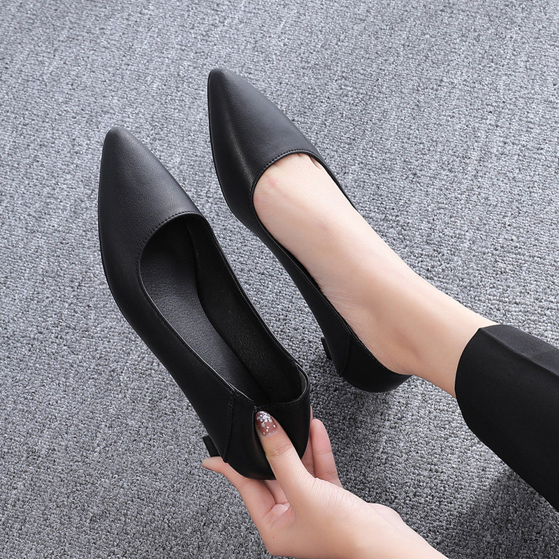 High heels women 2022 new spring black work shoes stiletto heel mid-heel pointed toe bag shoes commuter professional women's shoes
