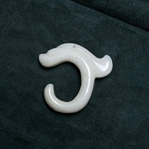 Shaanxi Xian specialty Lantian jade pig dragon jade pendant terracotta warriors and horses the same style antique jade dragon pendant clavicle chain natural