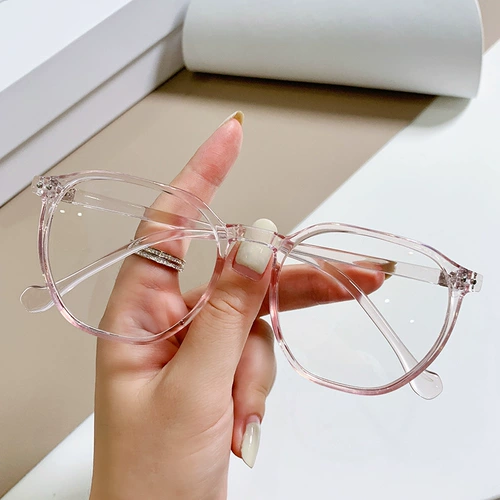 2024 Новые анти -блюдные светильные очки Женская сеть красная полигорн -студент -студент миопия готовые очки рамка