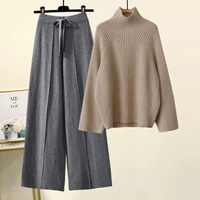 Хаки свитер, комплект