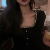 Черное бархатное платье, приталенный корсет, французский стиль, квадратный вырез