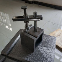 Level 1 precision cast iron inspection square box measurement and detection T-slot pad box marking square tube fitter magnetic square box 100*