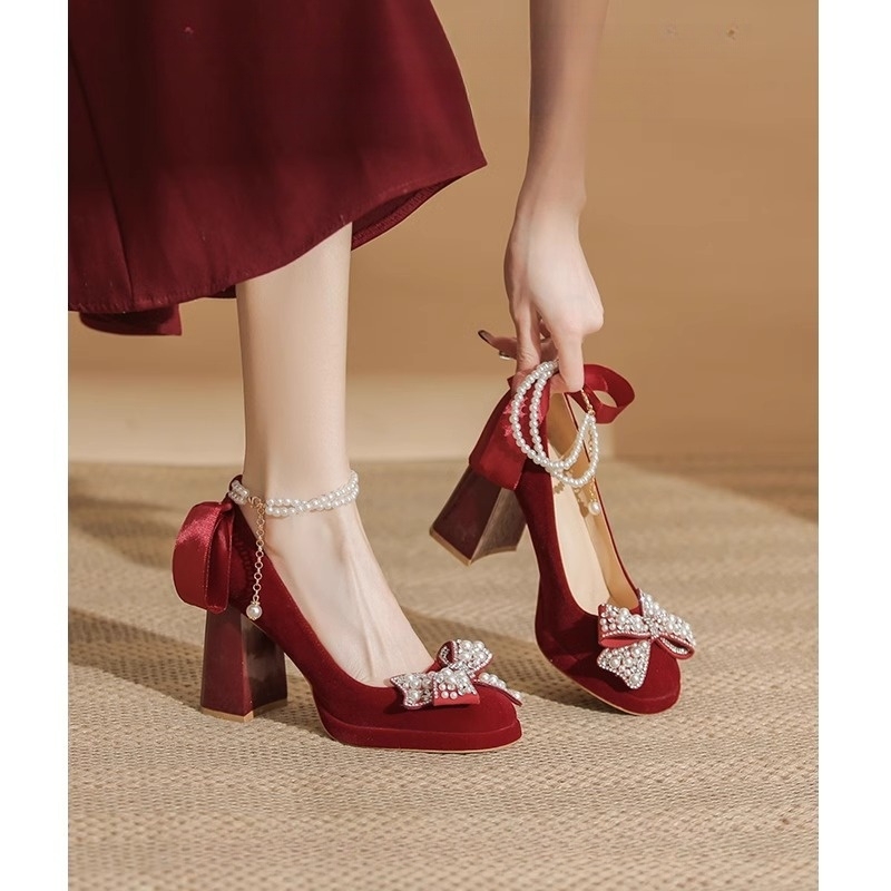 Petite Bride with Comfortable Waterproof Platform, Chunky Heel, Burgundy Color, Suitable for Toasting, New Chinese Style Qipao, Xiuhe High Heels, Wedding Dress Petite Bride with Comfortable Waterproof Platform, Chunky Heel, Burgundy Color, Suitable for Toasting, New Chinese Style Qipao, Xiuhe High Heels, Wedding Dress