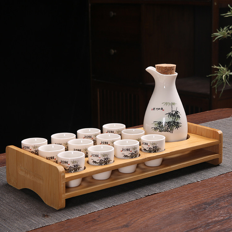 Ликер Cup 家用白酒杯套装分酒器小酒杯一口杯小号子弹杯陶瓷酒盅酒具带杯架