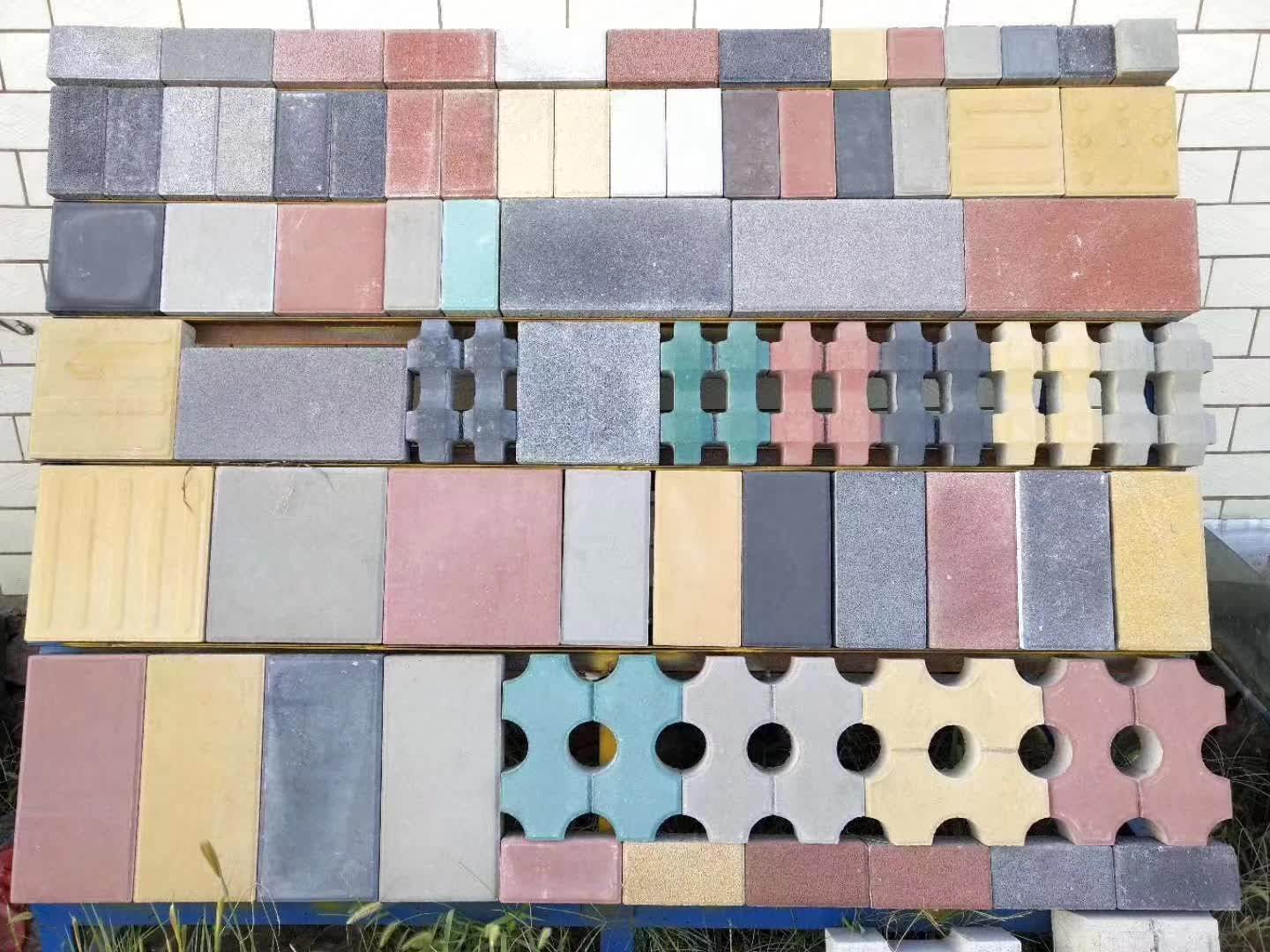 Permeable brick Bread brick seepage courtyard floor Outdoor road brick Sidewalk brick Green color brick manufacturer