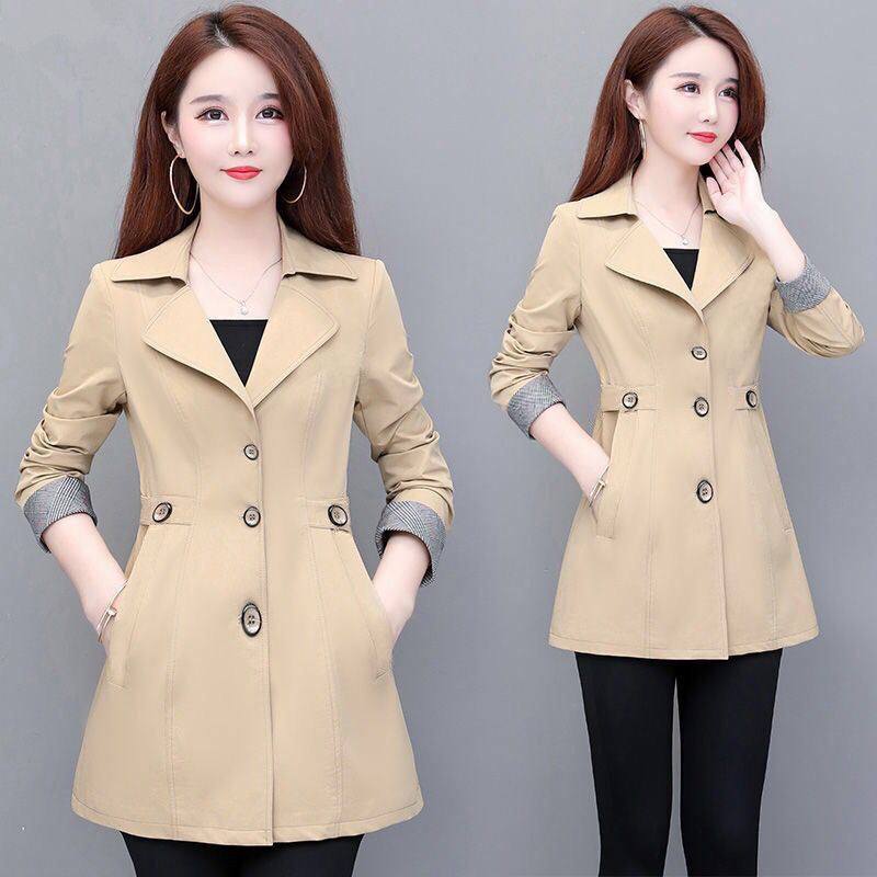 Windsuit woman 2021 Spring and autumn Mom jacket 30-40-50 years old Fashion foreign palate with slim medium long version of the wind