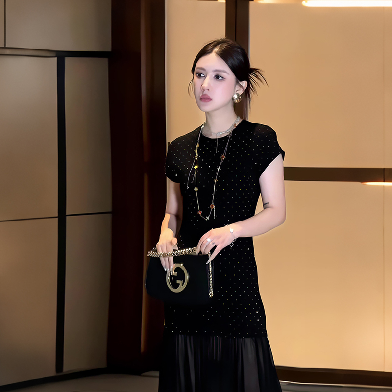 Black Mesh Spliced Rhinestone T-Shirt Dress for Women, 2026 Summer New Niche Slim-Fit Mid-Length Dress