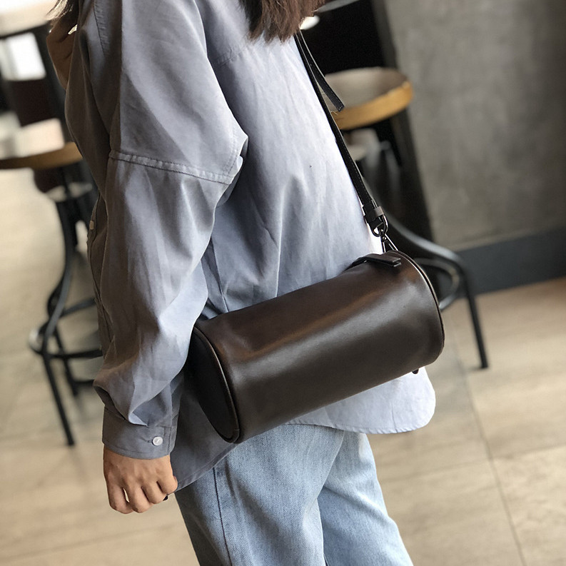 Niche design retro first layer cowhide cylinder bag soft leather messenger bag female European and American fashion INS leather bucket bag