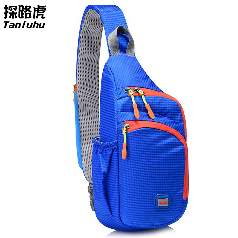 Pathfinder anti-splash water shoulder bag Messenger bag chest bag men and women leisure sports kettle chest bag outdoor cycling bag