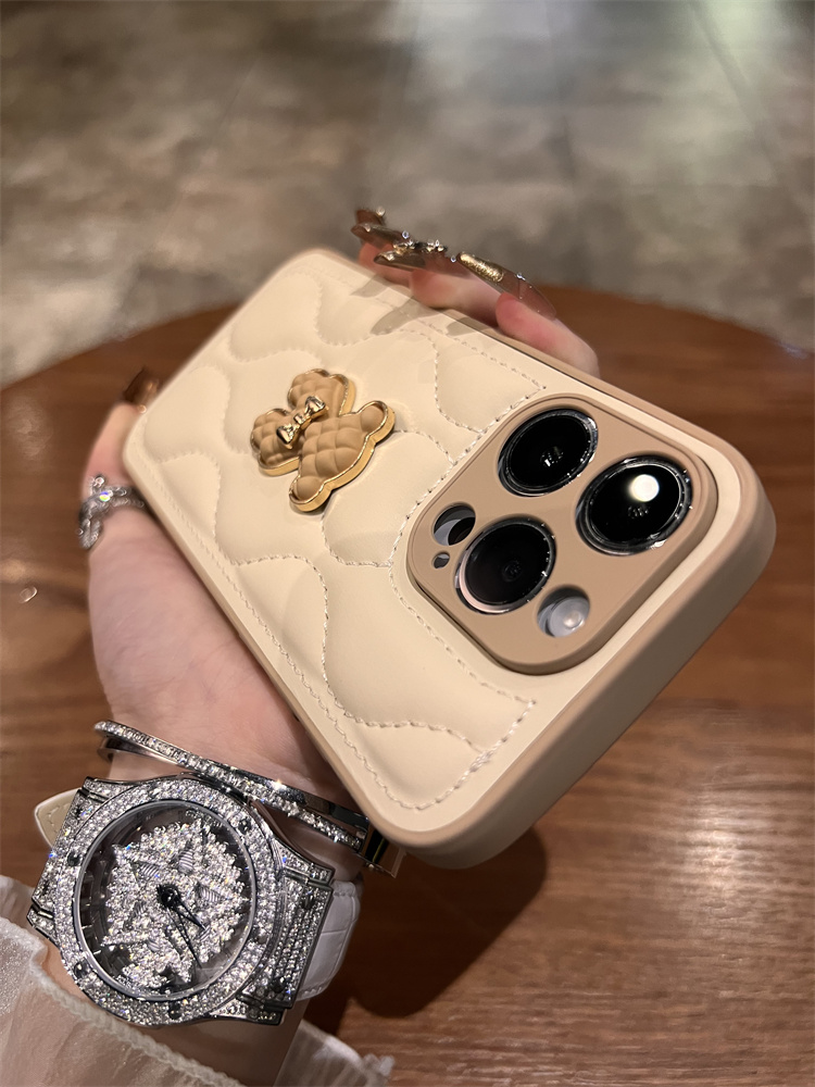 Mælkekaffefarvet læderdunjakke, brun gitterbamse, 15 telefoncover, 14 nye iPhone 15, Promax high-end_voghion.com