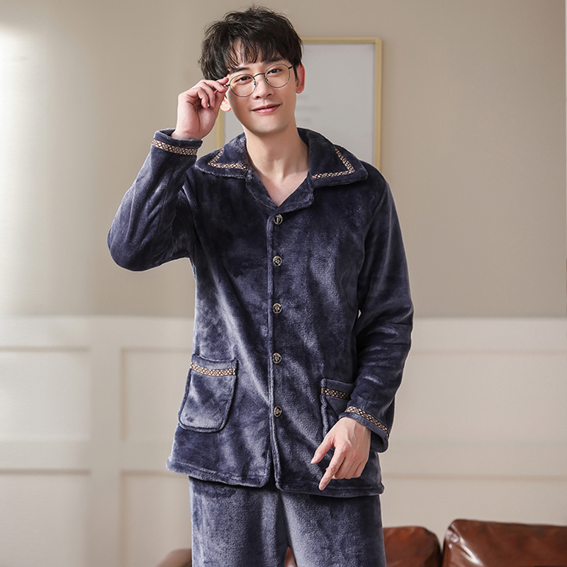 Mùa thu và mùa đông dầy flannel đồ ngủ mens trung niên cardigan áo dài cộng với nhung ấm mens nhung san hô phù hợp với kích thước lớn.