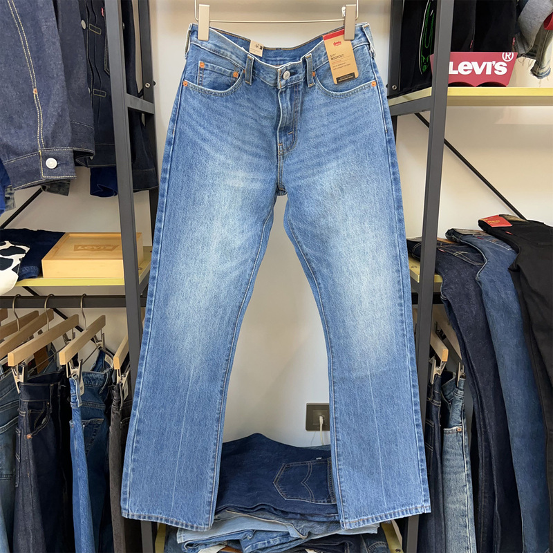Levis 517 Slim Mid-Rise Bootcut Ice Blue Casual Boot-Shaped Jeans for Men 00517-0225 Levis 517 Slim Mid-Rise Bootcut Ice Blue Casual Boot-Shaped Jeans for Men 00517-0225