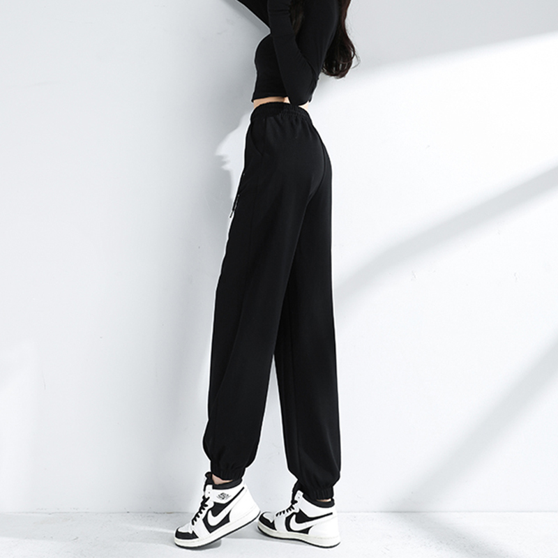 Women's Jogger Pants for Spring and Autumn, Black Cropped Pants for Petite Women, Thin Lantern-Style Sweatpants, 2026 New Model