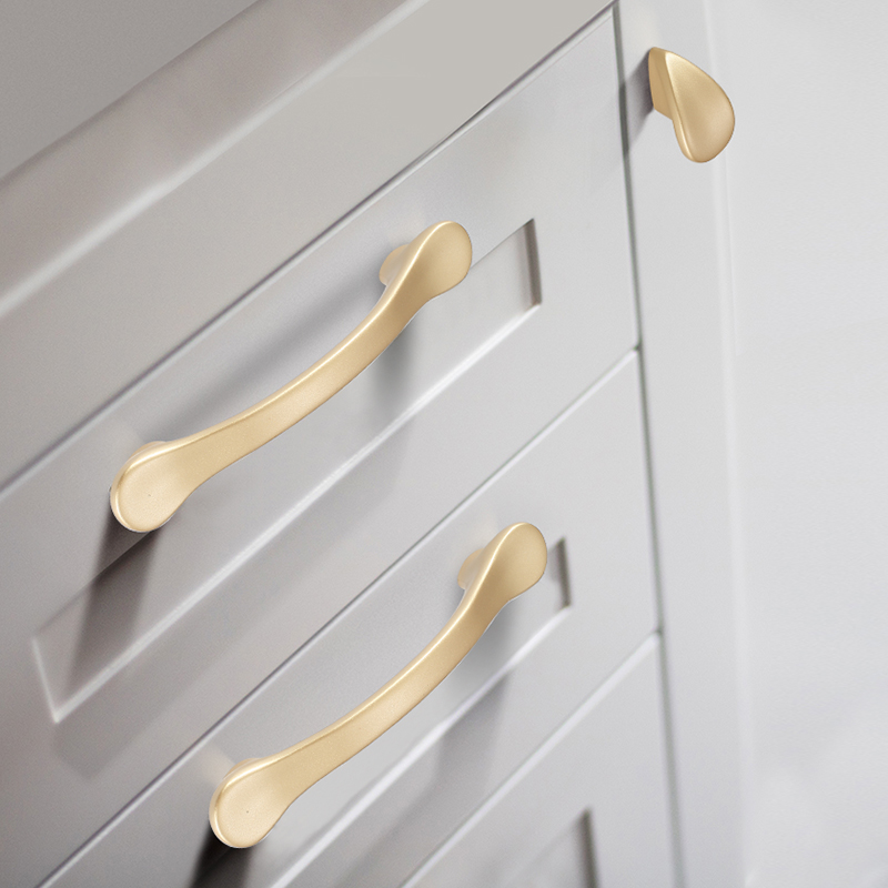 Long cabinet door handle gold light luxury modern simple cabinet door handle Drawer Wardrobe handle single hole drip shape