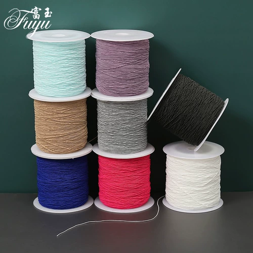 Три -летняя старая магазин с более чем 20 цветовыми упругими линиями 0,3 мм швейной машины итог и нижняя линия