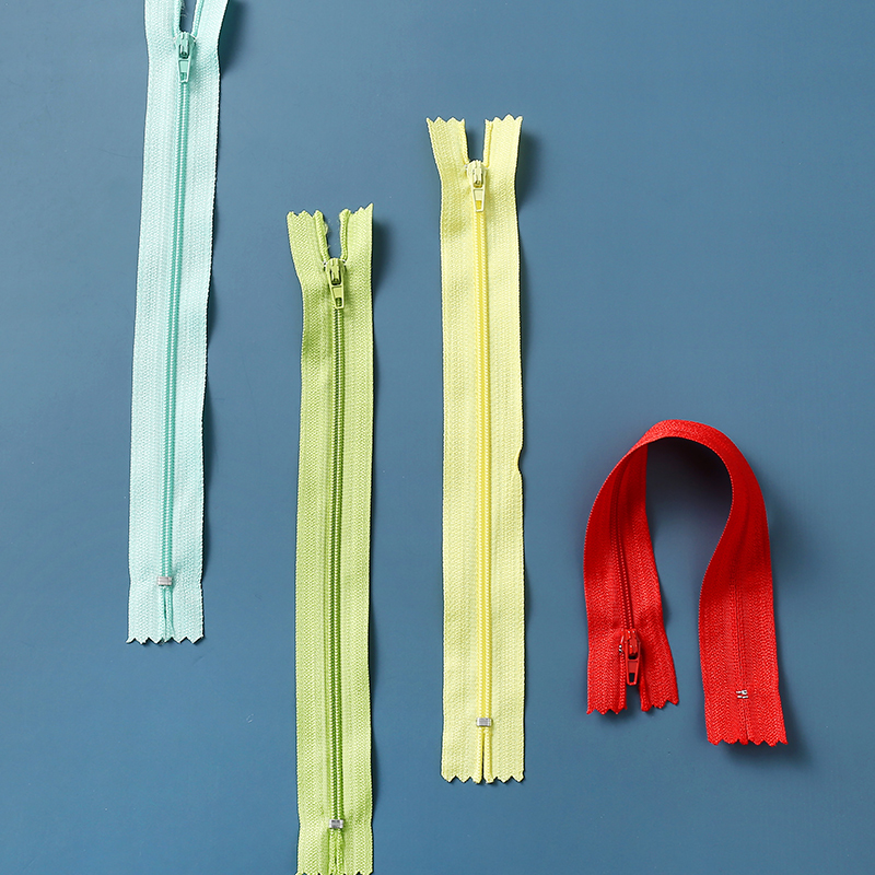 Trouser zipper small accessories anti - slip pants door cardiga pocket No. 3 color nylon short plastic zipper