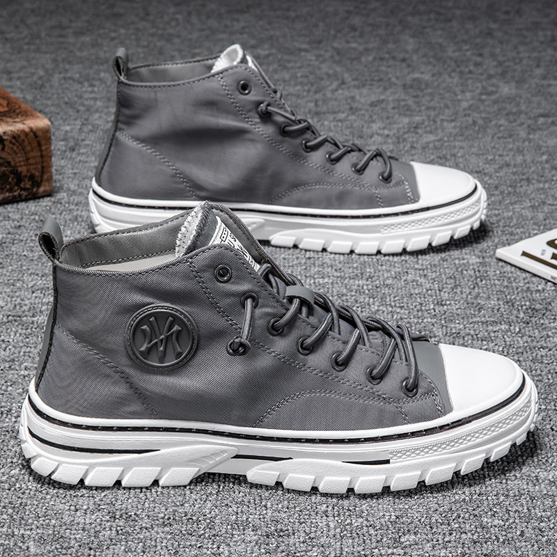 European Station Ice Silk Men's shoes Summer breathable 2022 High cylinder Han version Yacht Shoes 100 Hitch Casual Shoes Martin boots Tide Shoes