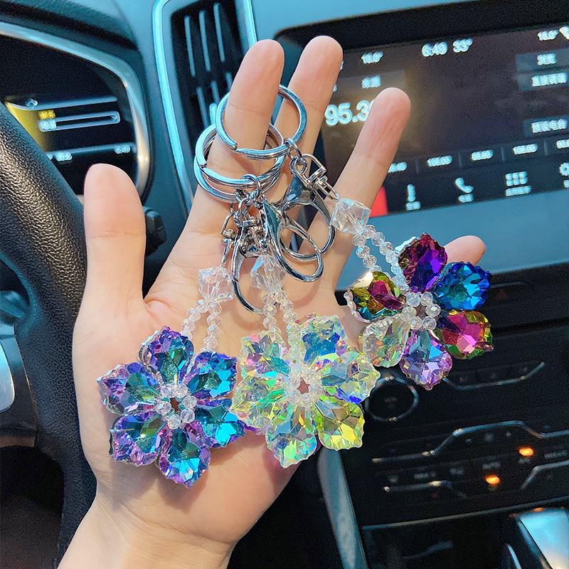 Crystal Flower Car Keychain, Fashionable and Simple, Couple Keychain, Personalized Handmade DIY Key Ring Bag Pendant