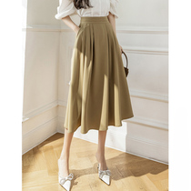 Khaki skirt womens summer mid-length high-waisted A-line large hem umbrella skirt that covers the crotch and looks slimming and elegant pleated skirt