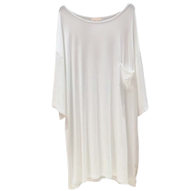 Chemise de nuit en modal pour femmes printemps et automne nouveau style pyjama à manches courtes confortable et ample mi-longue à manches mi-longues robe T-shirt vêtements de maison