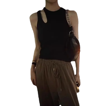 American style halter neck camisole for women with niche design slim fit sleeveless top fashionable slanted shoulder tank top